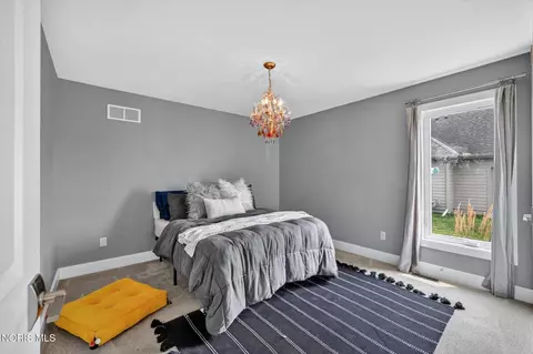 Bedroom - 5757 Waterville-monclova Rd, Waterville, OH 43566 photo 4 of 6