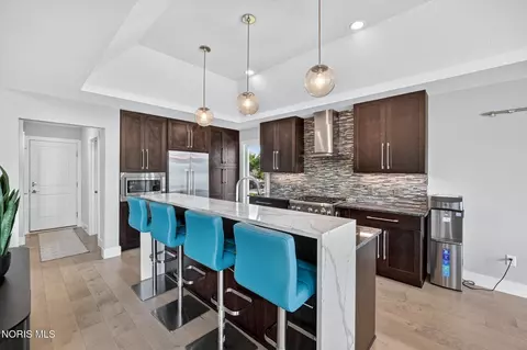 Kitchen - 5757 Waterville-monclova Rd, Waterville, OH 43566 photo 1 of 3