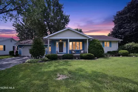 309 W Cole Rd, Fremont, OH 43420