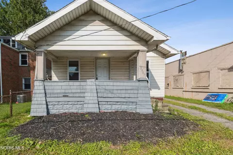 3907 Lagrange St, Toledo, OH 43612