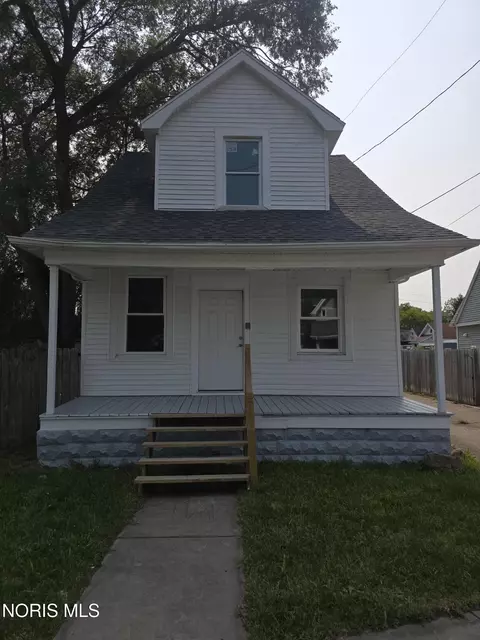 1022 Salem St, Toledo, OH 43609