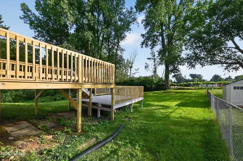 Exterior - 3825 Whitegate Dr, Toledo, OH 43607 photo 3 of 5