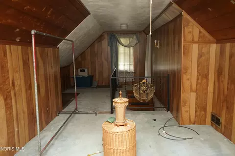 Bedroom - 814 Cuthbert Rd, Toledo, OH 43607 photo 3 of 3