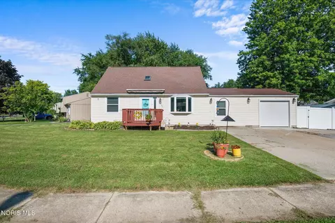 6864 Westwyck Dr, Whitehouse, OH 43571