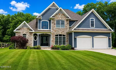 4652 Terra Ct, Monclova, OH 43542