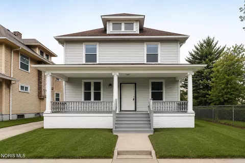 831 Oak St, Toledo, OH 43605