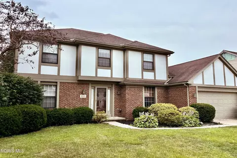 8045 Bittersweet Rd, Sylvania, OH 43560