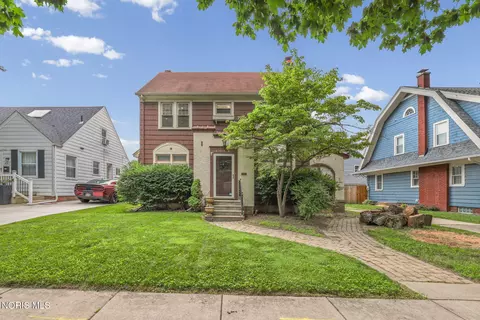 4523 Overland Pkwy, Toledo, OH 43612