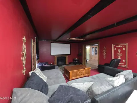 Living - 841 E 3rd St, Ottawa, OH 45875 photo 1 of 4