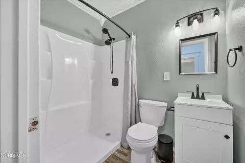 Bath - 306 Monroe St, Delta, OH 43515 photo 1 of 4