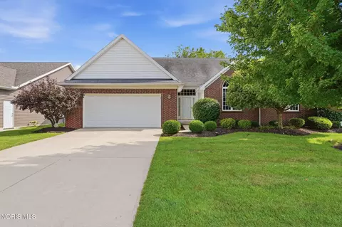 2183 Bluestone Dr, Findlay, OH 45840