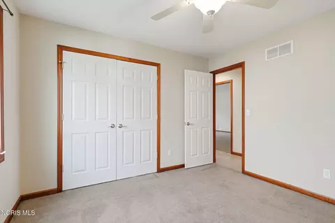 Bedroom - 2183 Bluestone Dr, Findlay, OH 45840 photo 7 of 7