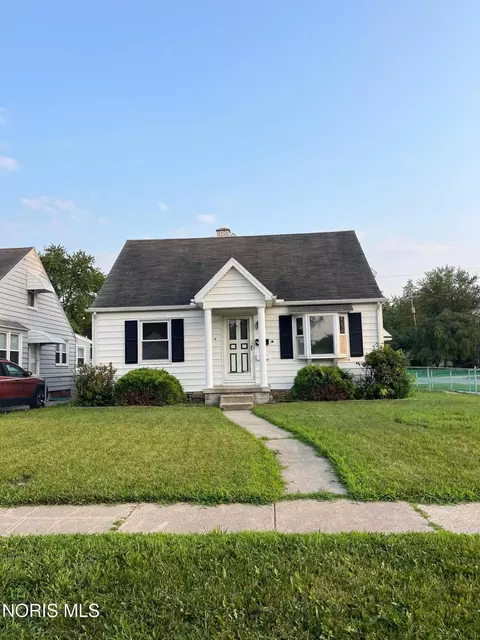 3157 Cragmoor Ave, Toledo, OH 43614