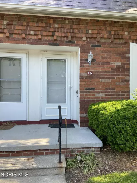3217 Glanzman Rd UNIT 16, Toledo, OH 43614
