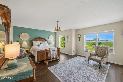 Bedroom - 3713 Holcomb Rd, Bradner, OH 43406 photo 1 of 6