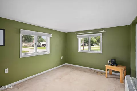 112 Warner St, Walbridge, OH 43465 photo 23