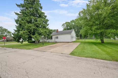 112 Warner St, Walbridge, OH 43465 photo 37