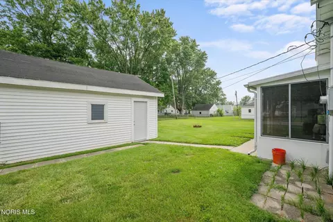 112 Warner St, Walbridge, OH 43465 photo 42