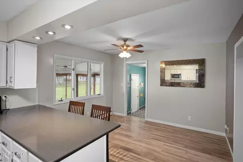 112 Warner St, Walbridge, OH 43465 photo 16