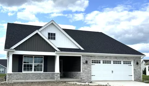 15128 Sugar Maple Dr, Perrysburg, OH 43551