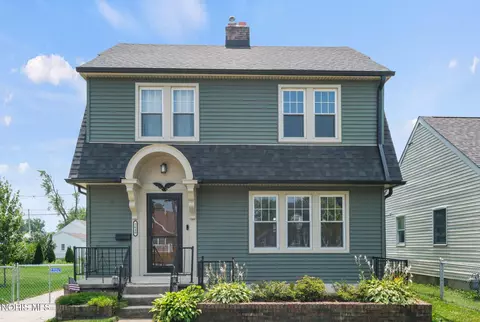 2640 104th St, Toledo, OH 43611