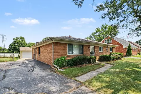 5964 Merle St, Toledo, OH 43623