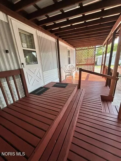 Exterior - 4601 Williams County Rd 15 Apt Lot #LOT 100, Bryan, OH 43506 photo 4 of 6