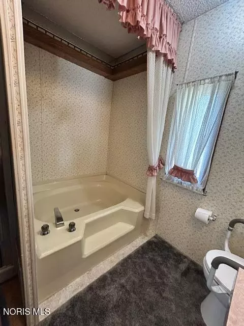 Bath - 4601 Williams County Rd 15 Apt Lot #LOT 100, Bryan, OH 43506 photo 1 of 3