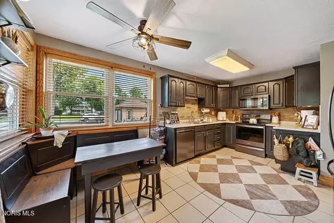 Kitchen - 402 E Zimmerman St, Forest, OH 45843 photo 2 of 6