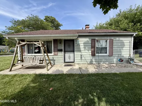 2307 Hayden St, Toledo, OH 43605