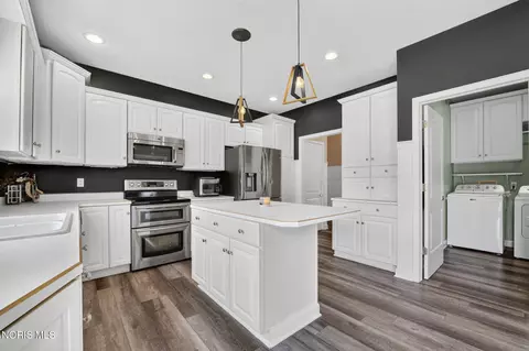Other - 413 Oak St, Ada, OH 45810 photo 3 of 9
