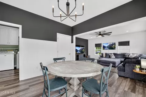 Dining - 413 Oak St, Ada, OH 45810 photo 3 of 5