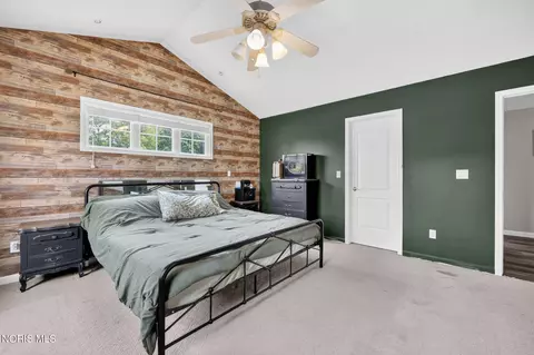 Bedroom - 413 Oak St, Ada, OH 45810 photo 8 of 9