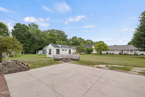 Exterior - 413 Oak St, Ada, OH 45810 photo 9 of 9