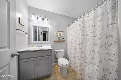 Bath - 327 S Walnut St, Bryan, OH 43506 photo 1 of 2