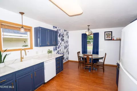 Kitchen - 401 Degroff Ave, Archbold, OH 43502 photo 2 of 3