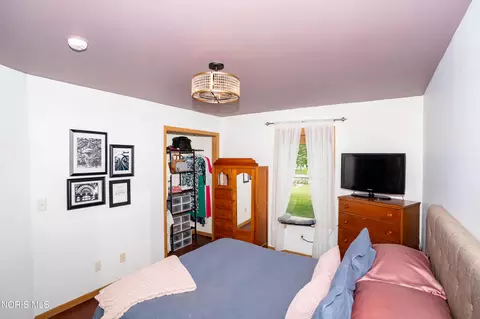 Bedroom - 401 Degroff Ave, Archbold, OH 43502 photo 4 of 5