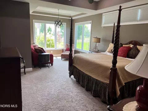 Bedroom - 4045 Coder Cove Ct, Maumee, OH 43537 photo 3 of 5