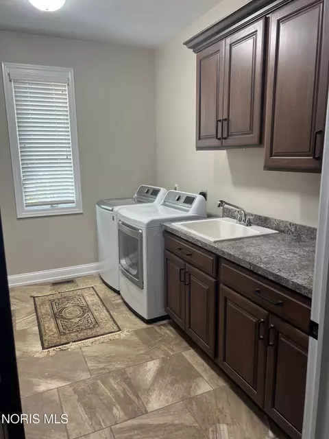 Other - 4045 Coder Cove Ct, Maumee, OH 43537 photo 5 of 6