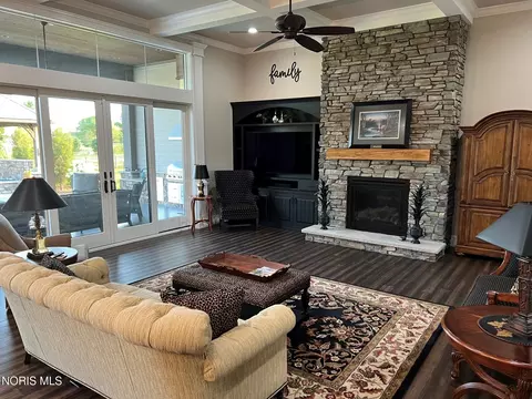Living - 4045 Coder Cove Ct, Maumee, OH 43537 photo 1 of 4