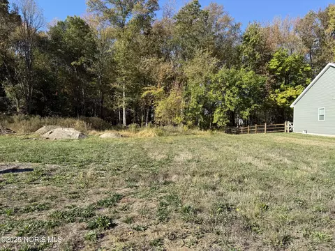7018 Red Stag Ct, Whitehouse, OH 43571