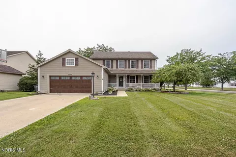 2376 Mckinley Dr, Perrysburg, OH 43551