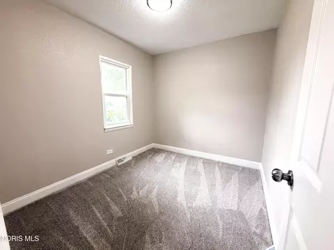 Bedroom - 5652 Rudyard Rd, Sylvania, OH 43560 photo 5 of 5