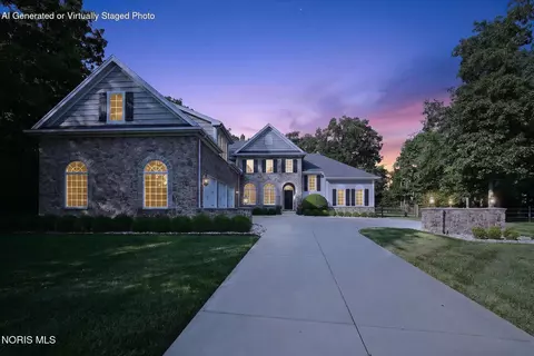 5948 Snowlight Ct, Sylvania, OH 43560