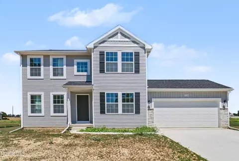 1334 Clairmont Ave, Napoleon, OH 43545