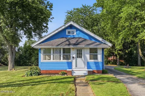 5150 Norton Pl, Toledo, OH 43615