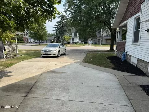 Exterior - 503 E High St, Bryan, OH 43506 photo 2 of 5
