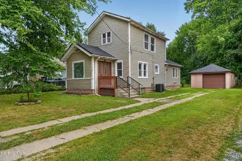5704 Webster Rd, Sylvania, OH 43560