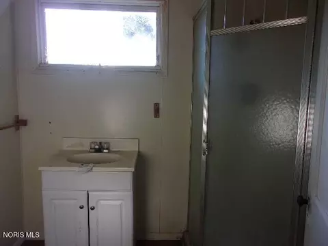 203 Scott St, Mccomb, OH 45858 photo 8