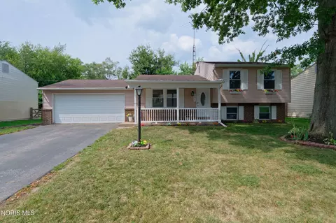 201 Marshall Dr, Swanton, OH 43558
